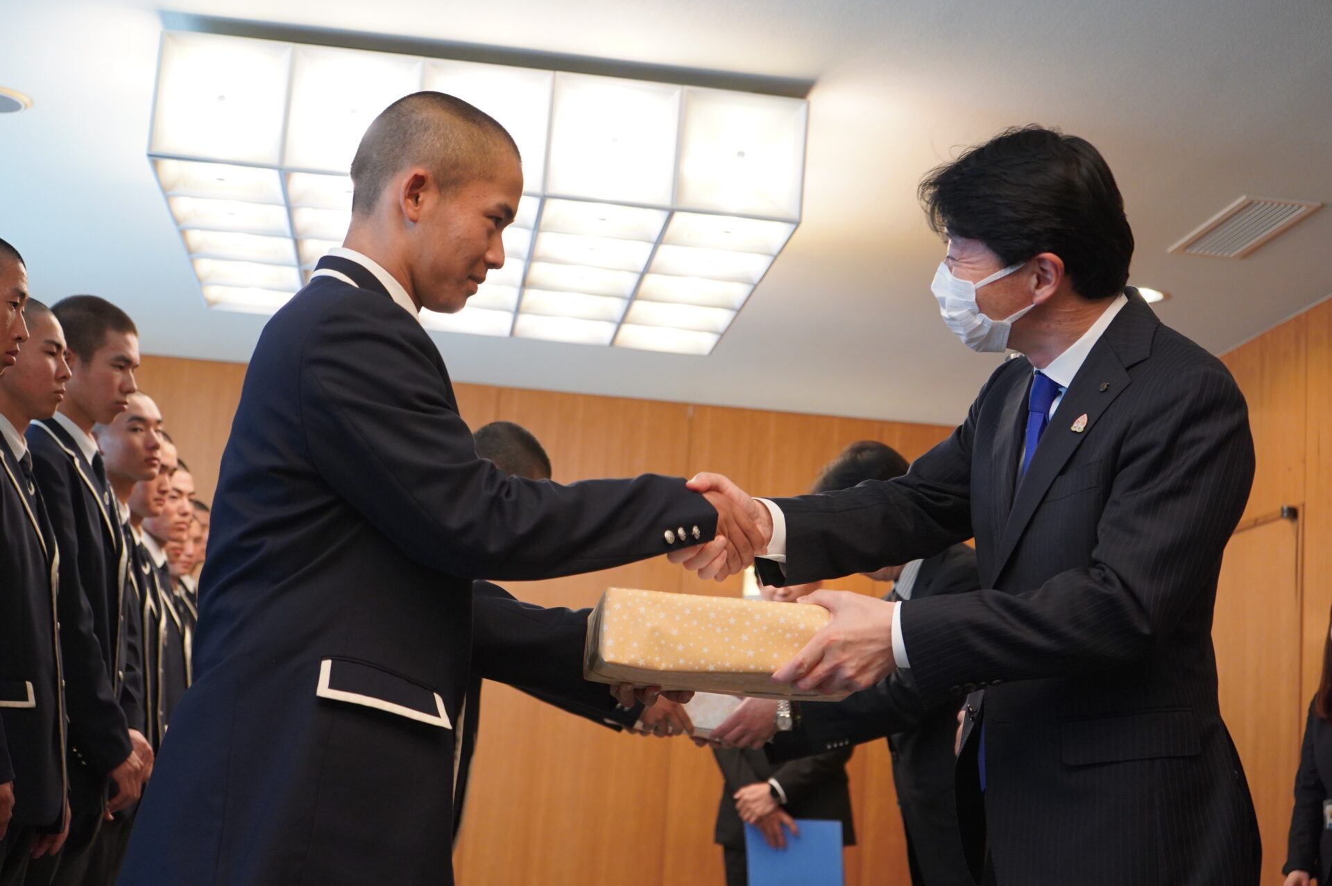 伊原木隆太岡山県知事を表敬訪問しました。【硬式野球部】 創志学園高等学校